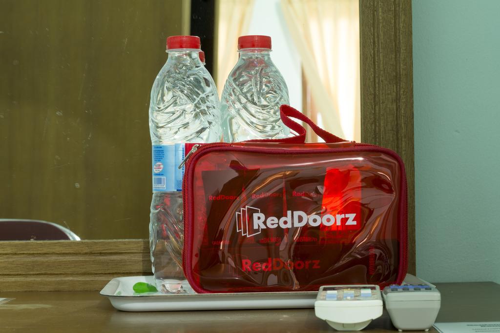 Hotel Reddoorz @ Pantai Cemara Sanur Exteriér fotografie