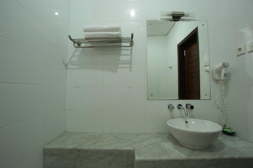 Hotel Reddoorz @ Pantai Cemara Sanur Exteriér fotografie