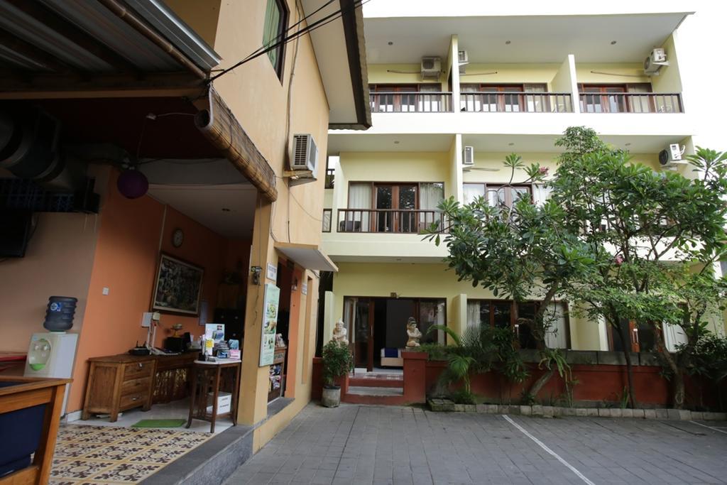 Hotel Reddoorz @ Pantai Cemara Sanur Exteriér fotografie